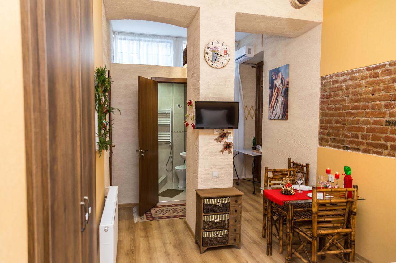 Atlant Hotel Tbilissi Extérieur photo