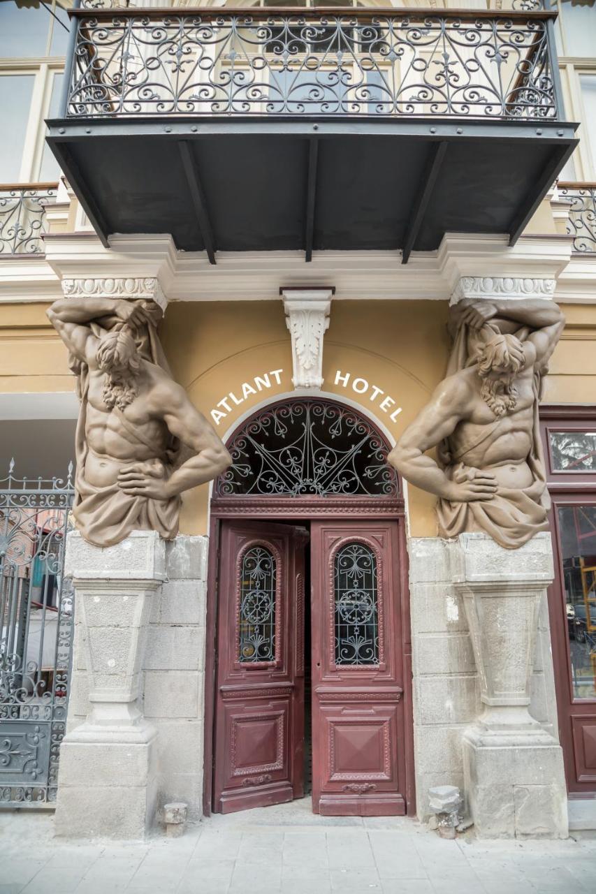 Atlant Hotel Tbilissi Extérieur photo